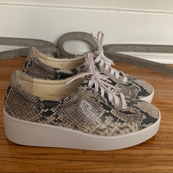 ROBERT CLERGERIE Tasket Snake Print Sneakers EUC - Picture 2 of 10